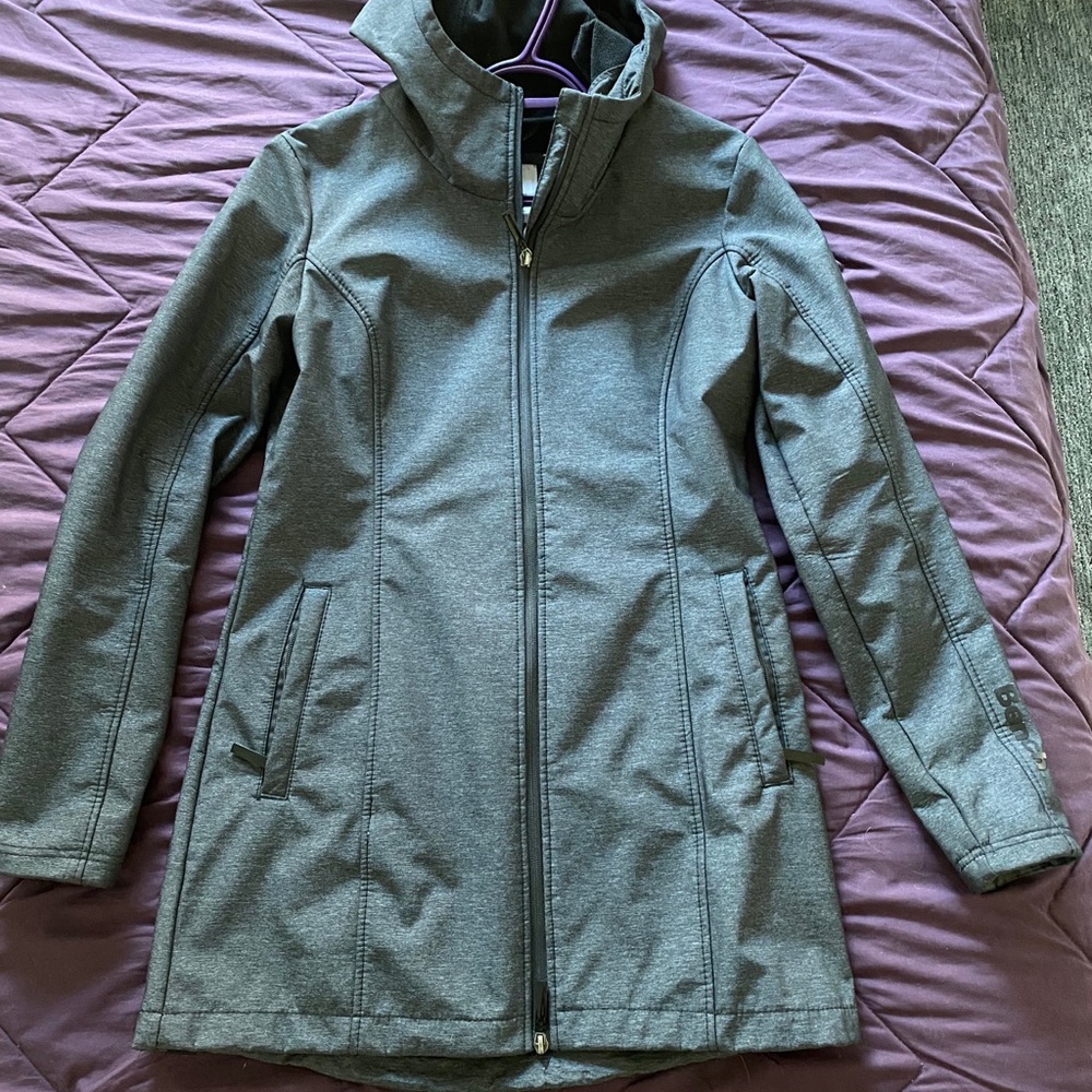 Bench Medium rain jacket